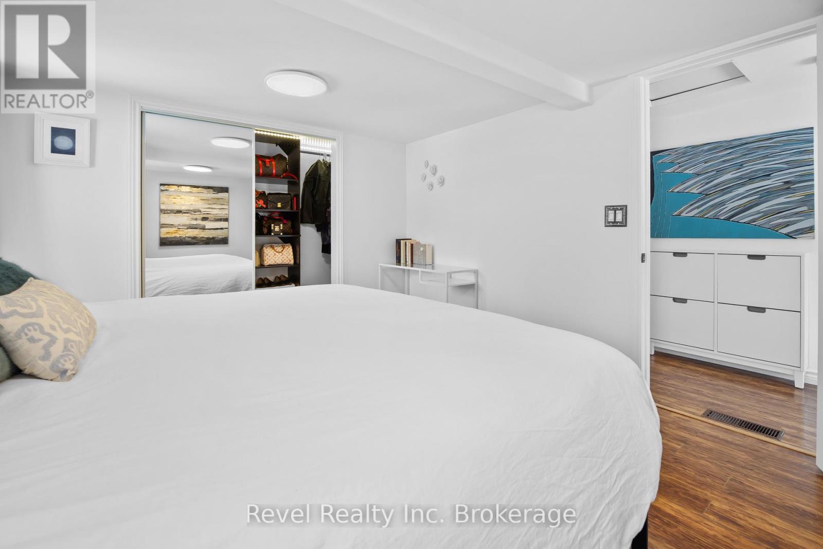 687 Oakwood Road, Powassan, Ontario  P0H 1Z0 - Photo 23 - X12819278