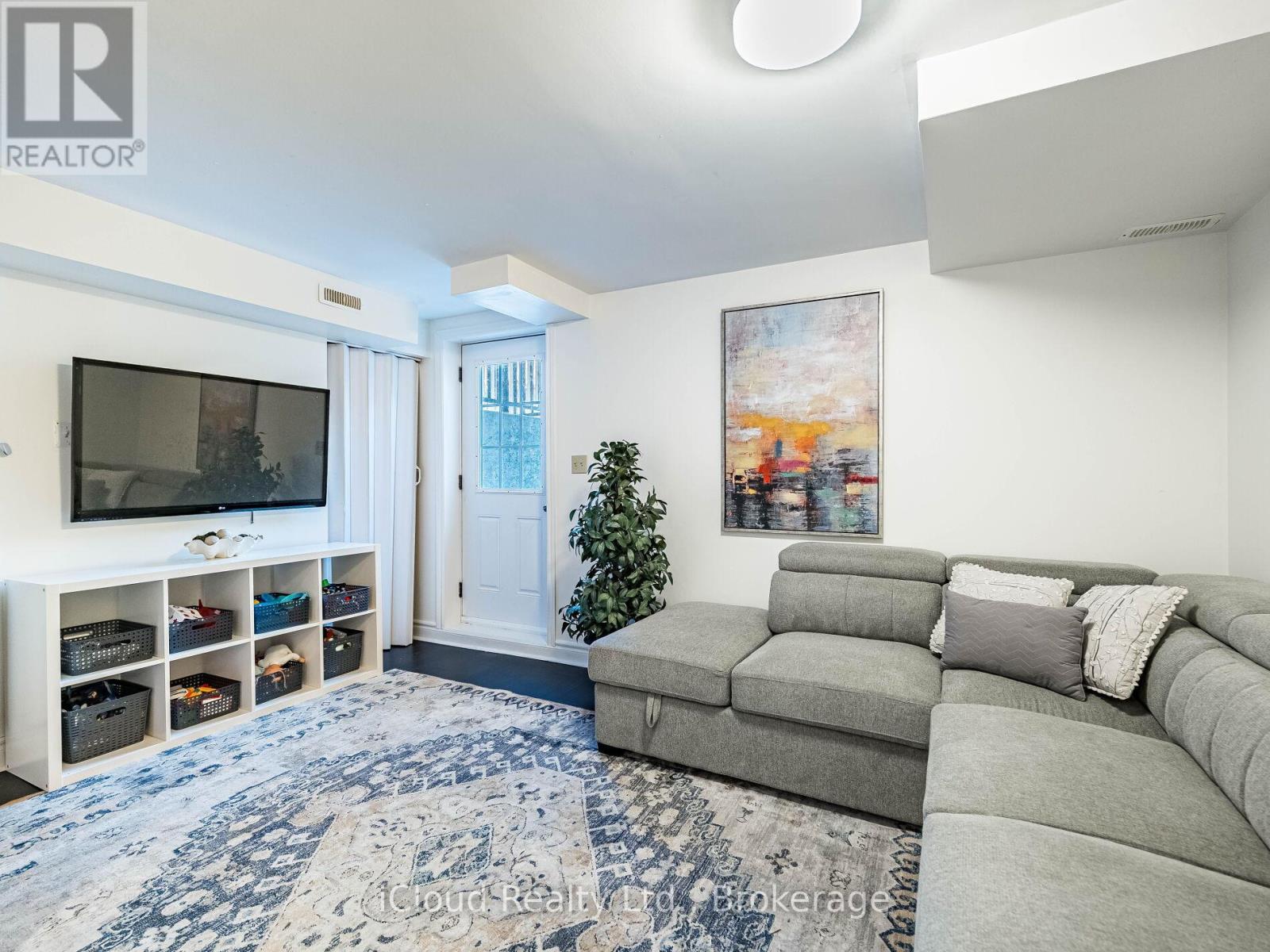 3390 Fountain Park Avenue, Mississauga, Ontario  L5M 7E3 - Photo 37 - W12818480