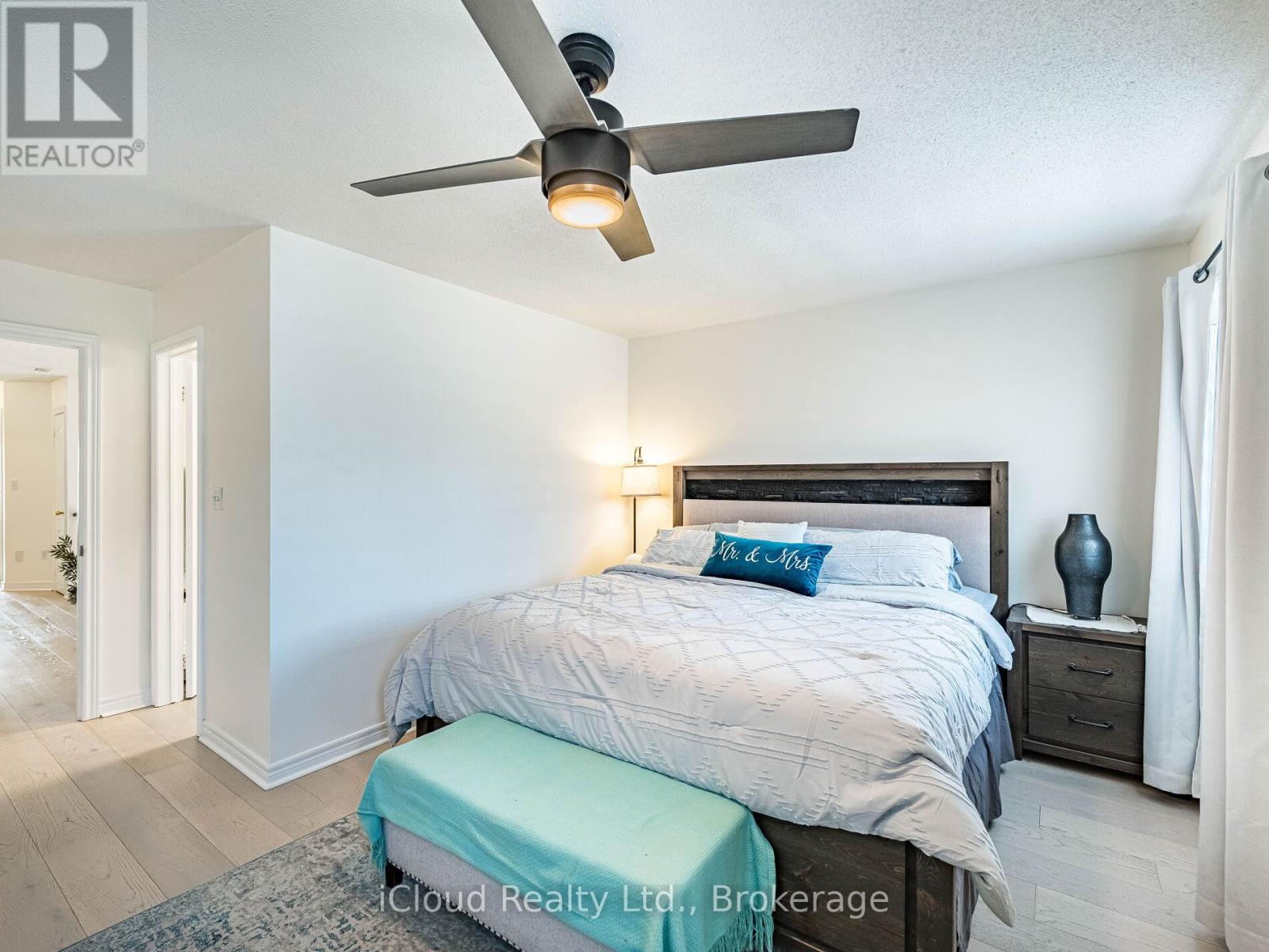 3390 Fountain Park Avenue, Mississauga, Ontario  L5M 7E3 - Photo 22 - W12818480