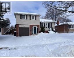 76 RAMBLEWOOD Way, kitchener, Ontario