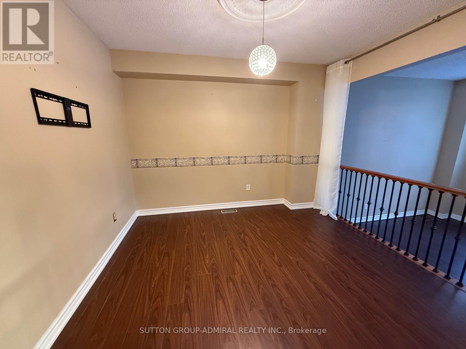 94 - 82 Henderson Drive, Aurora (Aurora Highlands), Ontario  L4G 3M3 - Photo 13 - N12650156