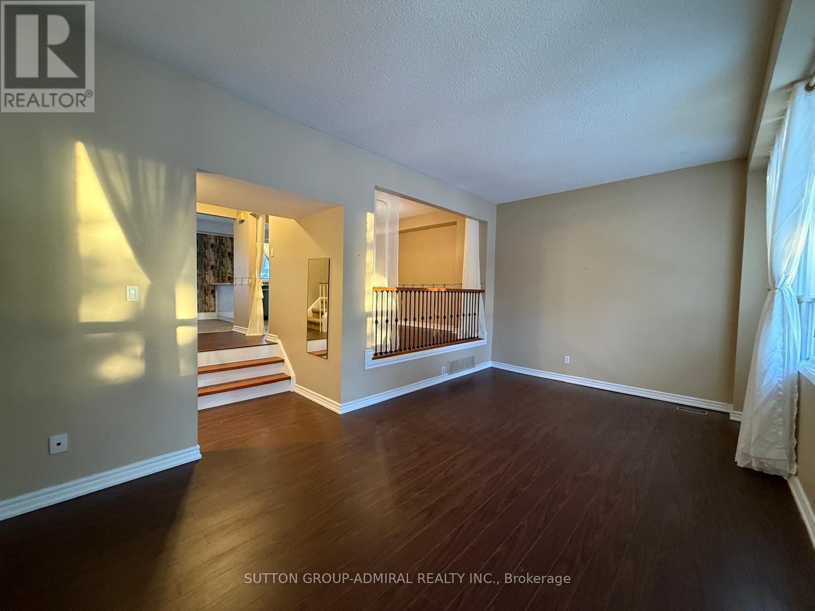 94 - 82 Henderson Drive, Aurora (Aurora Highlands), Ontario  L4G 3M3 - Photo 9 - N12650156