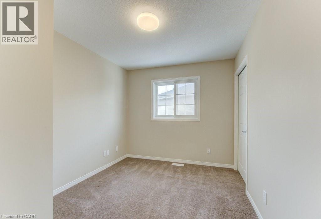 404 Wake Robin Crescent, Kitchener, Ontario  N2E 3L6 - Photo 32 - 40804886