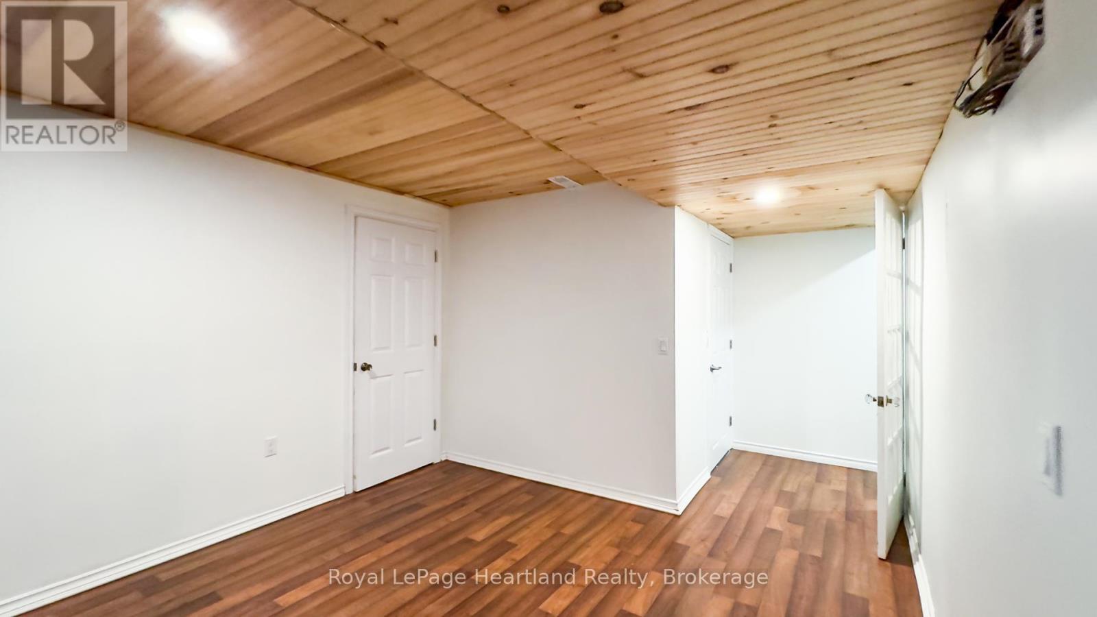 216 Shadywood Crescent, Huron-Kinloss, Ontario  N2Z 2X3 - Photo 38 - X12819146