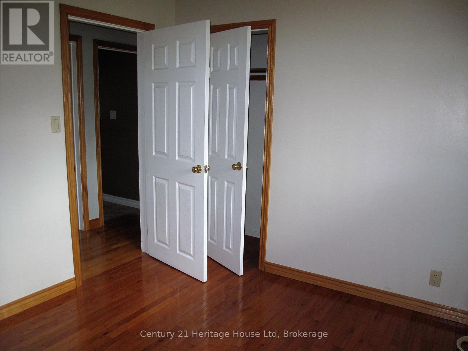 22 Louisa Drive, Guelph, Ontario  N1E 4T5 - Photo 16 - X12819204