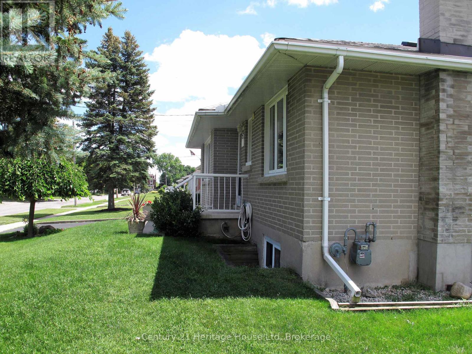 22 Louisa Drive, Guelph, Ontario  N1E 4T5 - Photo 32 - X12819204