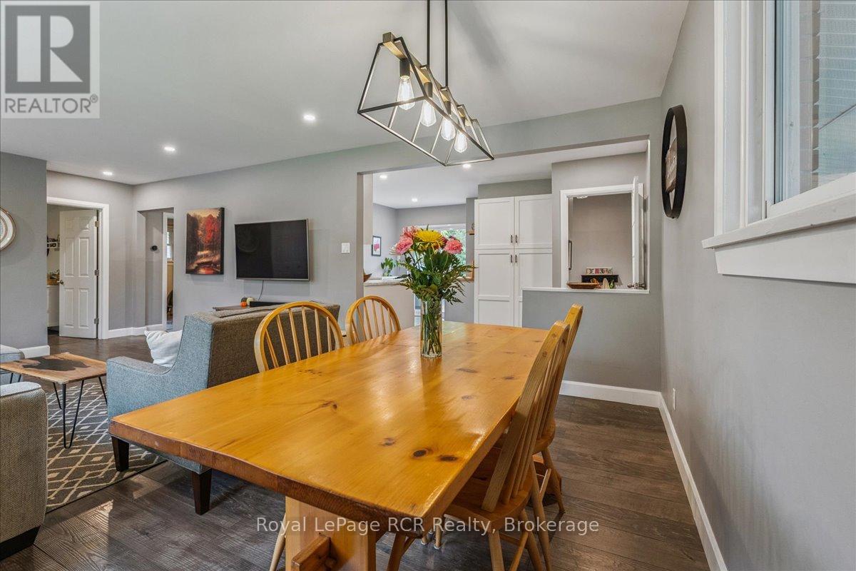 224 Finden Street, Georgian Bluffs, Ontario  N4K 6V5 - Photo 11 - X12819324