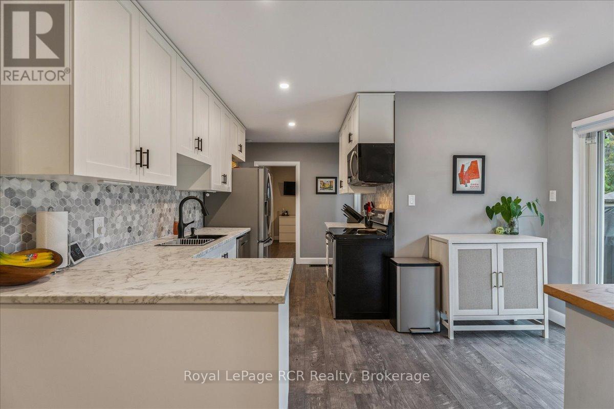 224 Finden Street, Georgian Bluffs, Ontario  N4K 6V5 - Photo 14 - X12819324