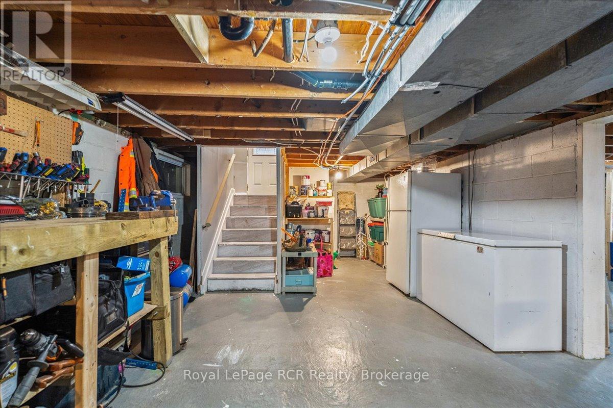 224 Finden Street, Georgian Bluffs, Ontario  N4K 6V5 - Photo 27 - X12819324