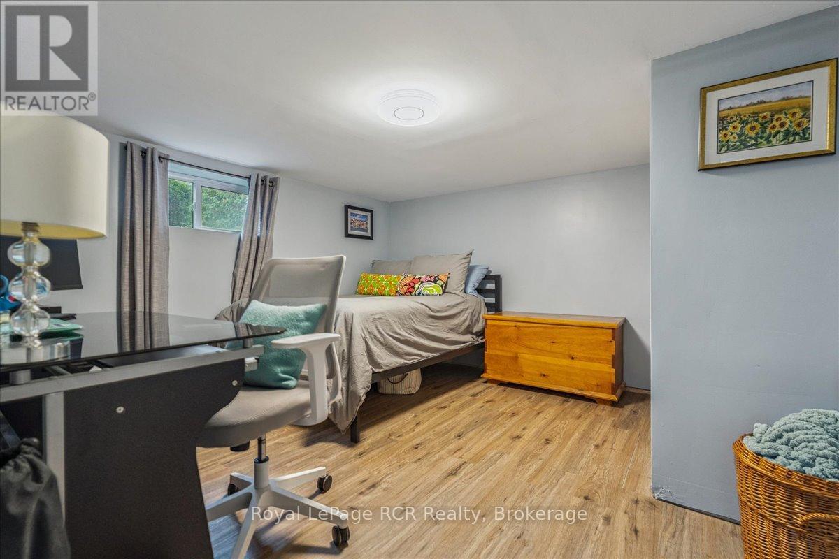 224 Finden Street, Georgian Bluffs, Ontario  N4K 6V5 - Photo 31 - X12819324