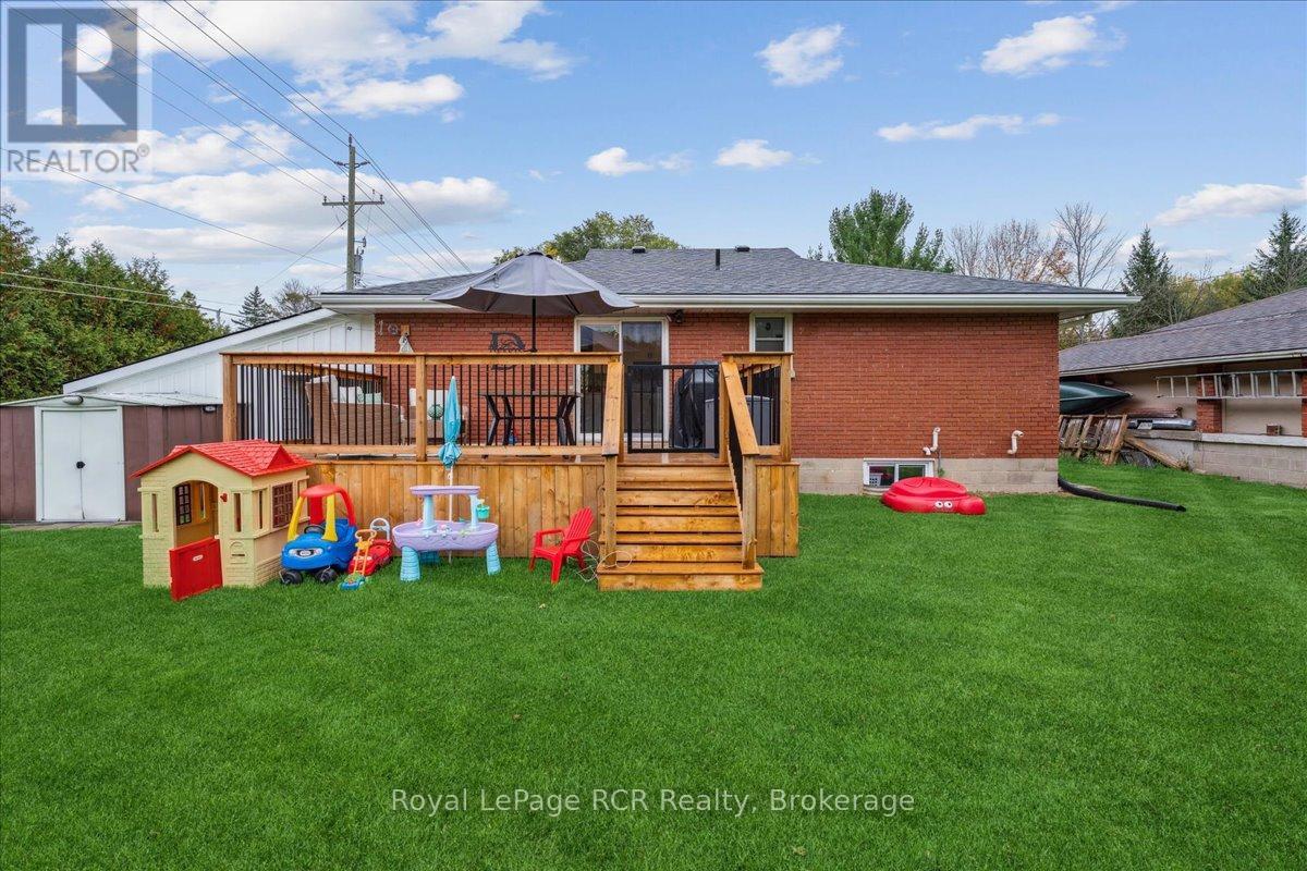 224 Finden Street, Georgian Bluffs, Ontario  N4K 6V5 - Photo 34 - X12819324