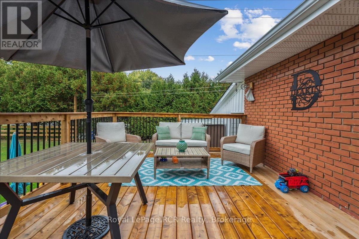 224 Finden Street, Georgian Bluffs, Ontario  N4K 6V5 - Photo 35 - X12819324