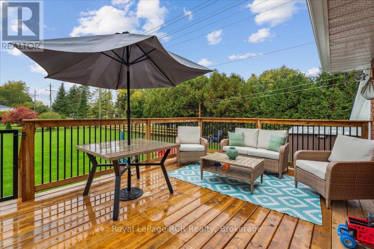 224 Finden Street, Georgian Bluffs, Ontario  N4K 6V5 - Photo 38 - X12819324