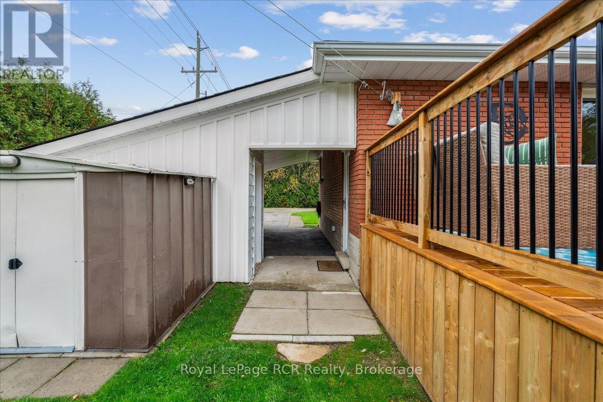 224 Finden Street, Georgian Bluffs, Ontario  N4K 6V5 - Photo 39 - X12819324