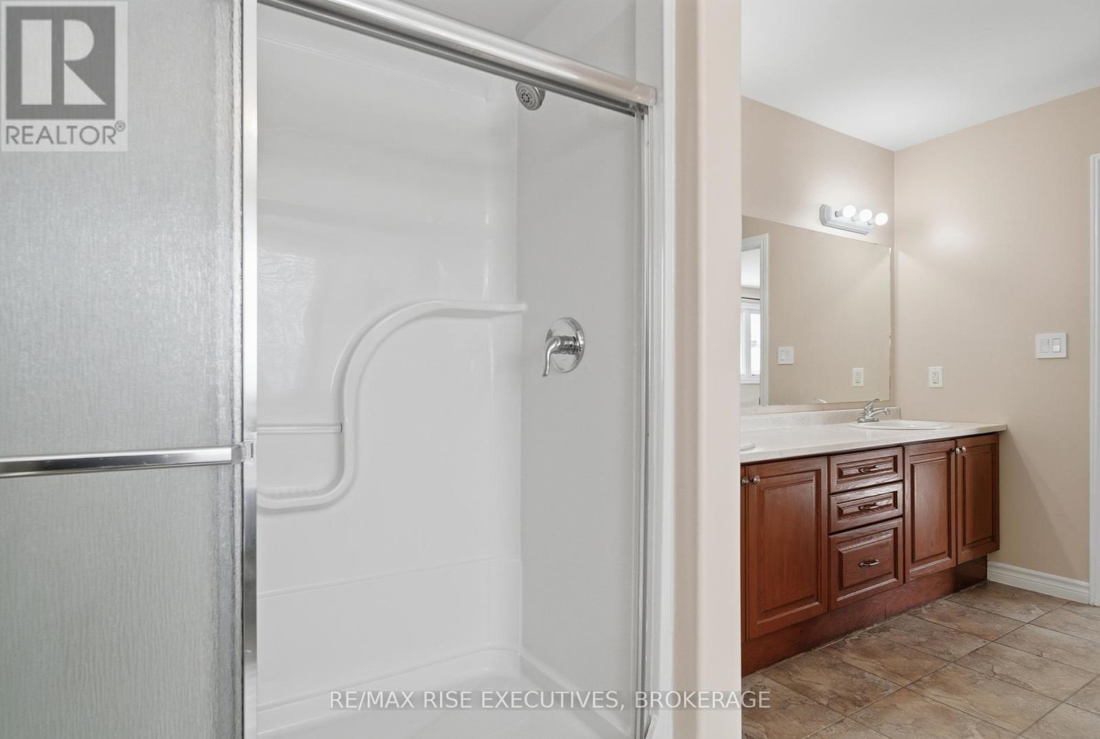 402 Cavendish Crescent, Kingston (City Northwest), Ontario  K7P 3E3 - Photo 21 - X12819238