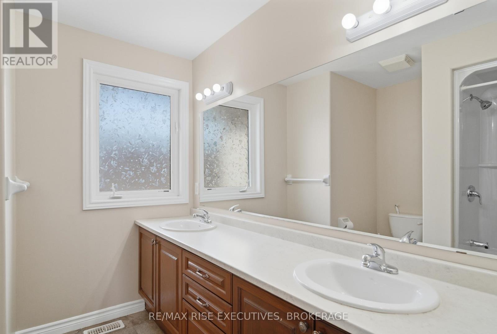 402 Cavendish Crescent, Kingston (City Northwest), Ontario  K7P 3E3 - Photo 25 - X12819238