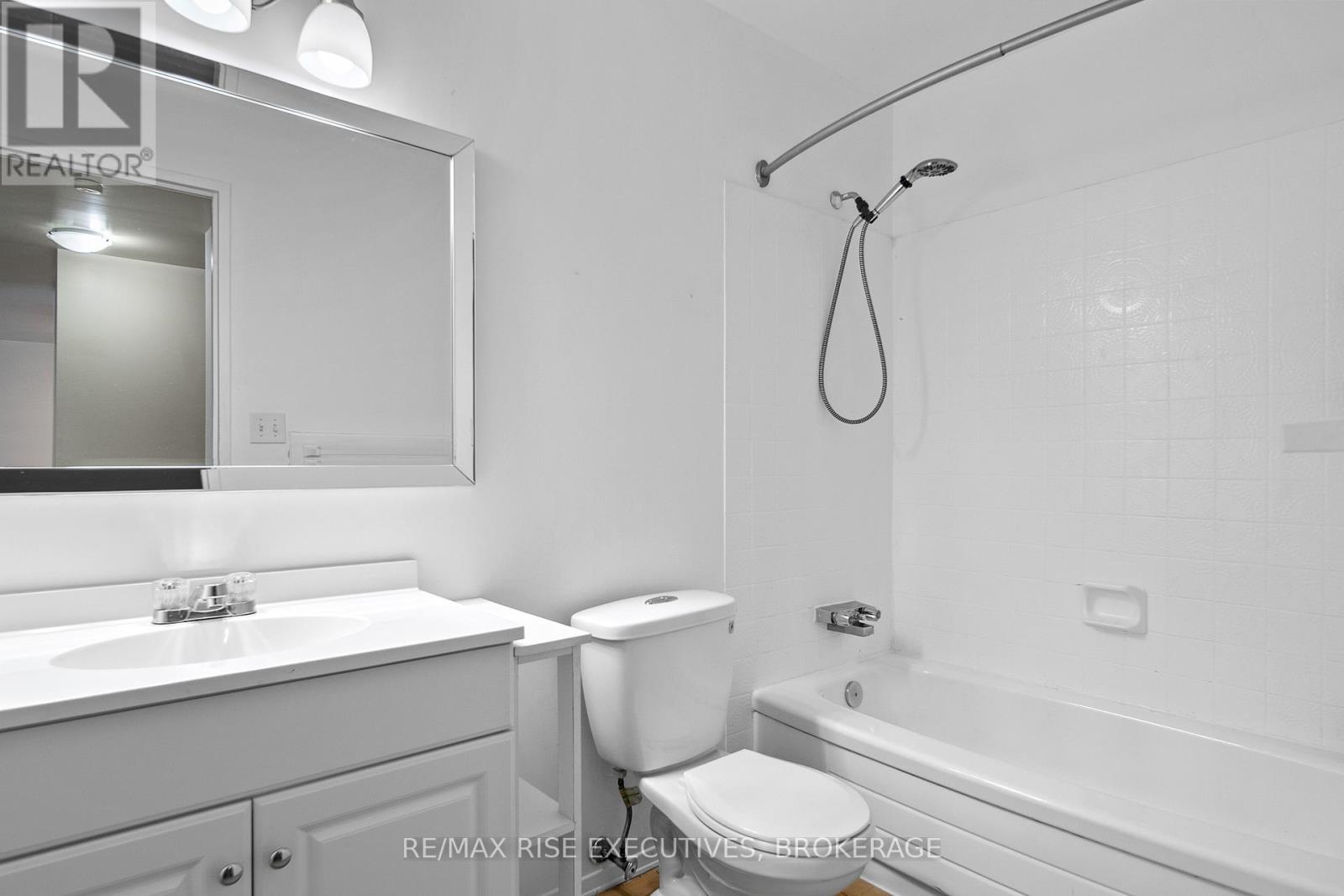 507 - 17 Eldon Hall Place, Kingston, Ontario K7M 7H5 - Photo 24 - X12819282