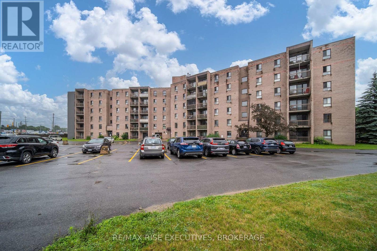 507 - 17 Eldon Hall Place, Kingston, Ontario K7M 7H5 - Photo 37 - X12819282