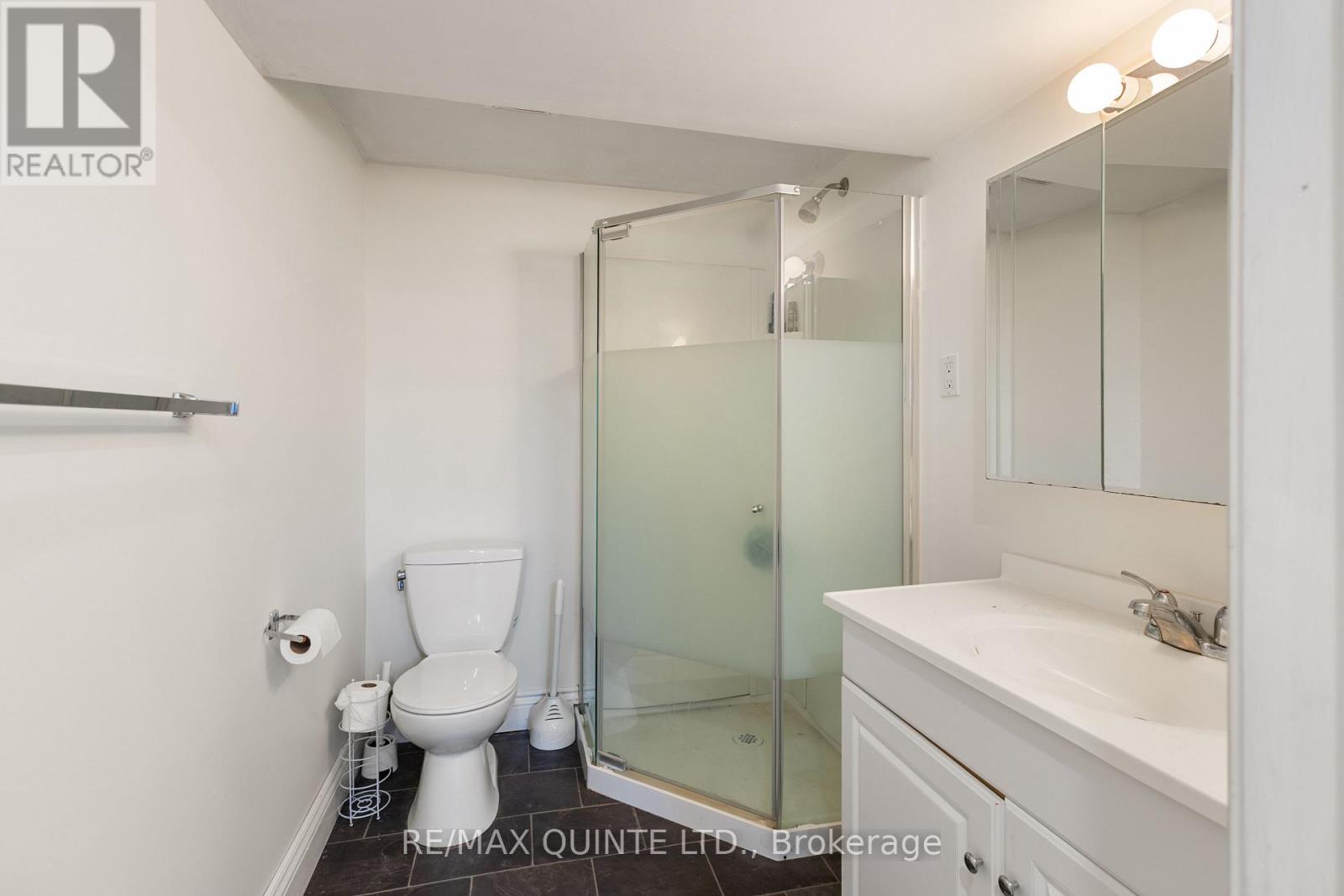 20 Taylor Drive, Prince Edward County (Ameliasburg Ward), Ontario  K8N 4Z7 - Photo 46 - X12819260