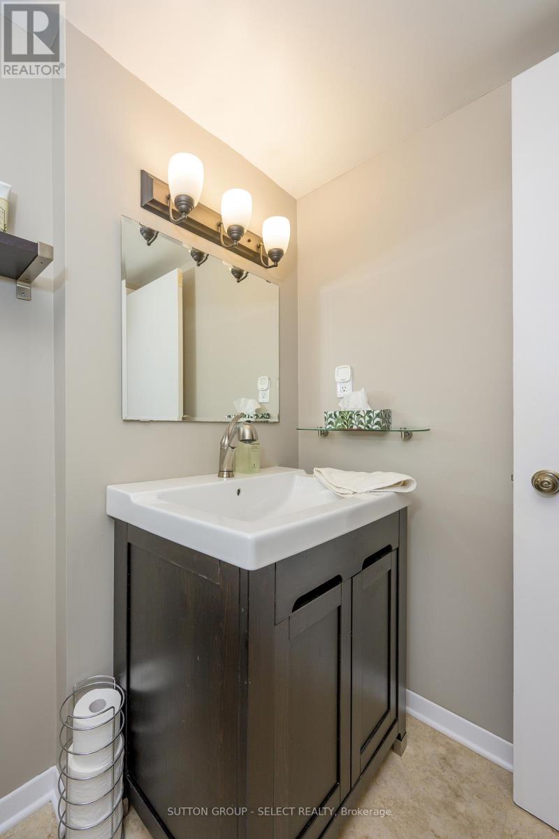 40 - 900 Pond View Road, London South, Ontario  N5Z 4L7 - Photo 14 - X12819130