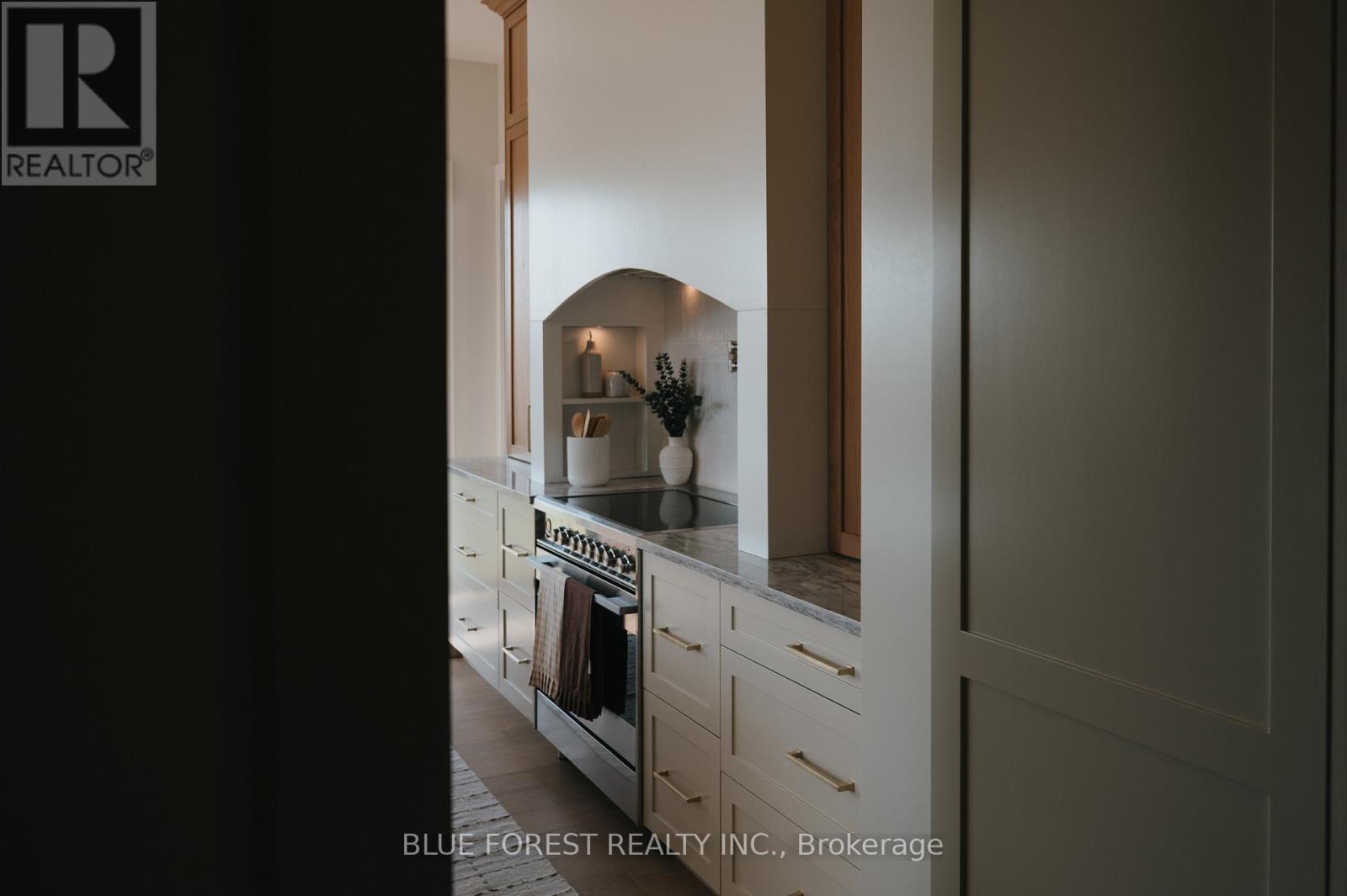 4 Edgeview Crescent, Middlesex Centre, Ontario  N0L 1R0 - Photo 13 - X12819166