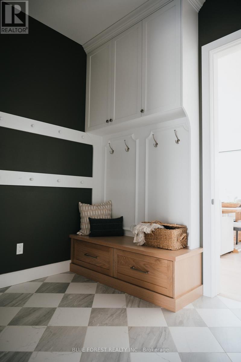 4 Edgeview Crescent, Middlesex Centre, Ontario  N0L 1R0 - Photo 15 - X12819166