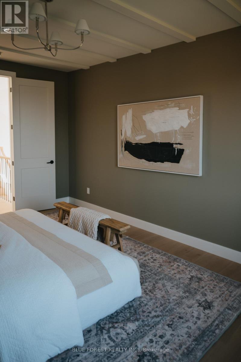 4 Edgeview Crescent, Middlesex Centre, Ontario  N0L 1R0 - Photo 42 - X12819166