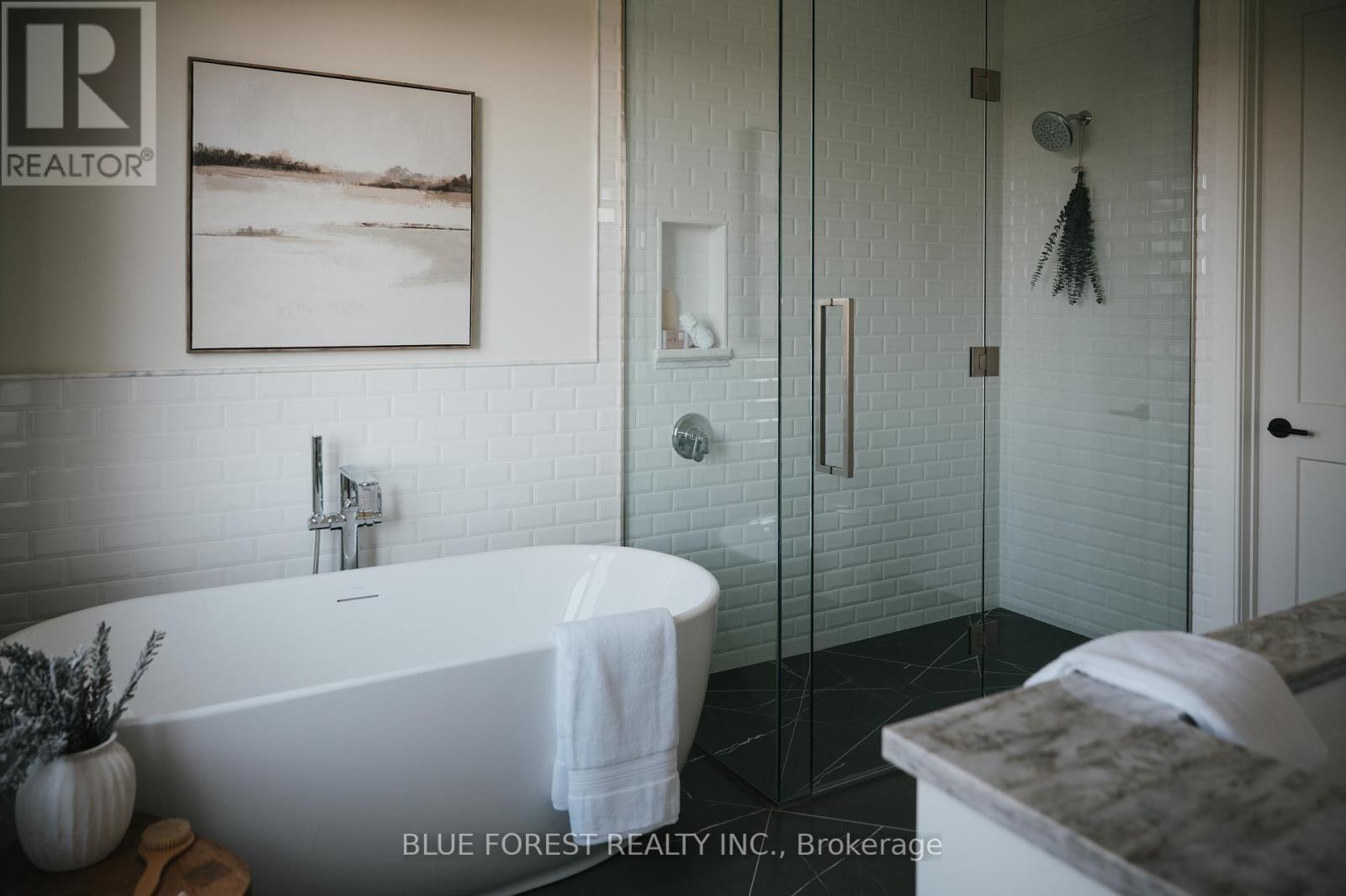 4 Edgeview Crescent, Middlesex Centre, Ontario  N0L 1R0 - Photo 44 - X12819166