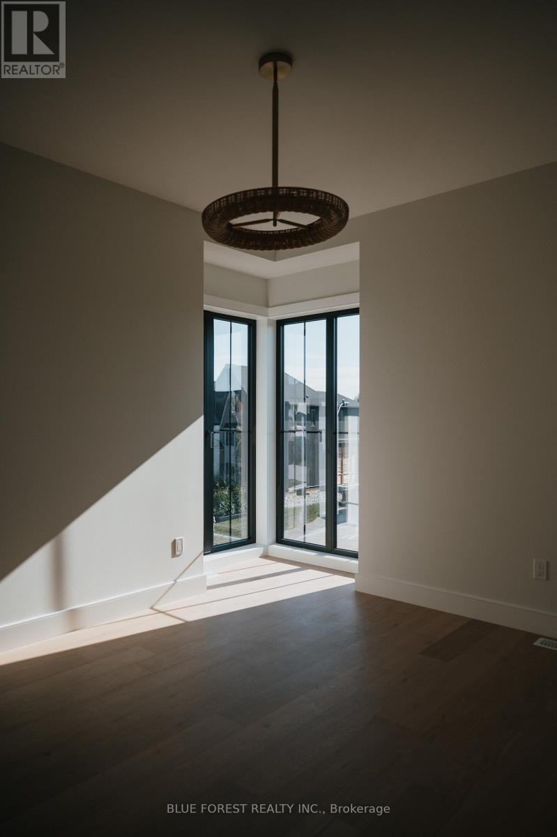 4 Edgeview Crescent, Middlesex Centre, Ontario  N0L 1R0 - Photo 47 - X12819166
