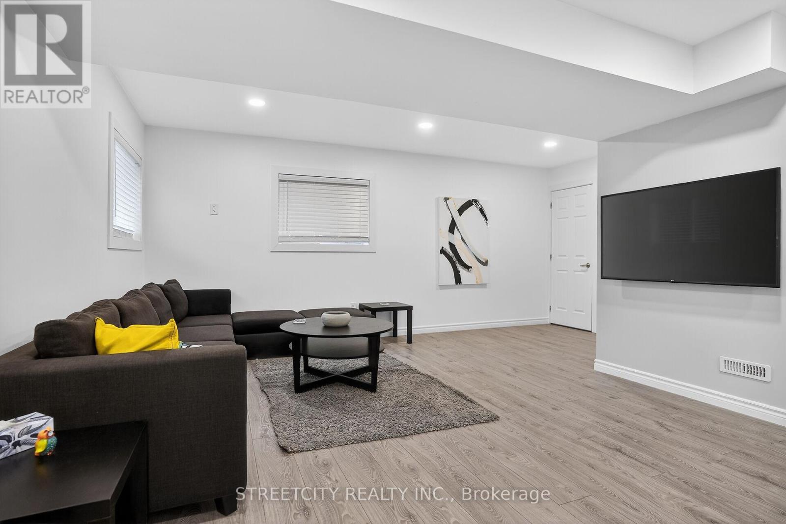 647 Blackacres Boulevard, London North, Ontario  N6G 0V2 - Photo 27 - X12819184