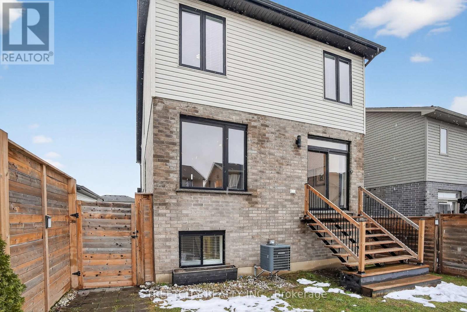 647 Blackacres Boulevard, London North, Ontario  N6G 0V2 - Photo 37 - X12819184