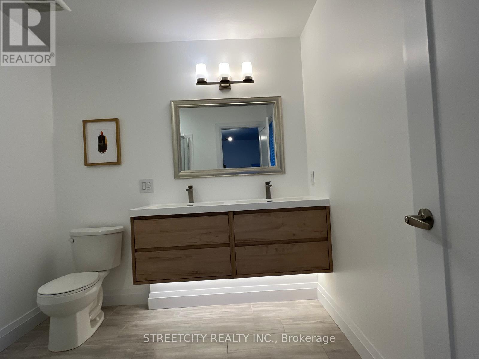 647 Blackacres Boulevard, London North, Ontario  N6G 0V2 - Photo 50 - X12819184