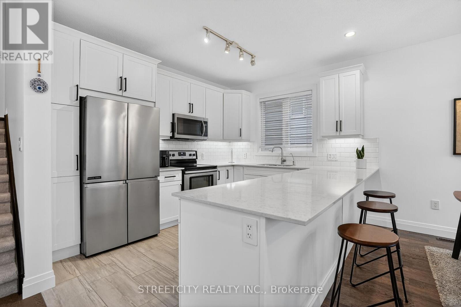 647 Blackacres Boulevard, London North, Ontario  N6G 0V2 - Photo 8 - X12819184