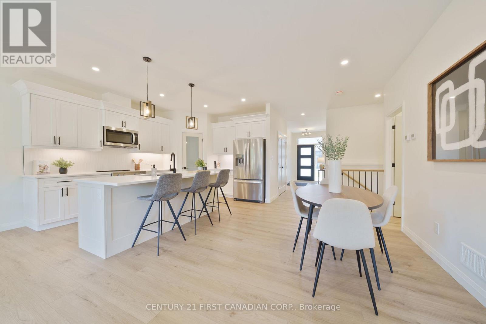 6 - 32 Postma Street, North Middlesex, Ontario  N0M 1A0 - Photo 17 - X12819188