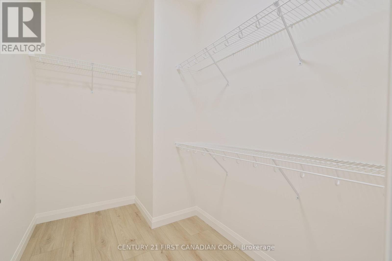 6 - 32 Postma Street, North Middlesex, Ontario  N0M 1A0 - Photo 22 - X12819188