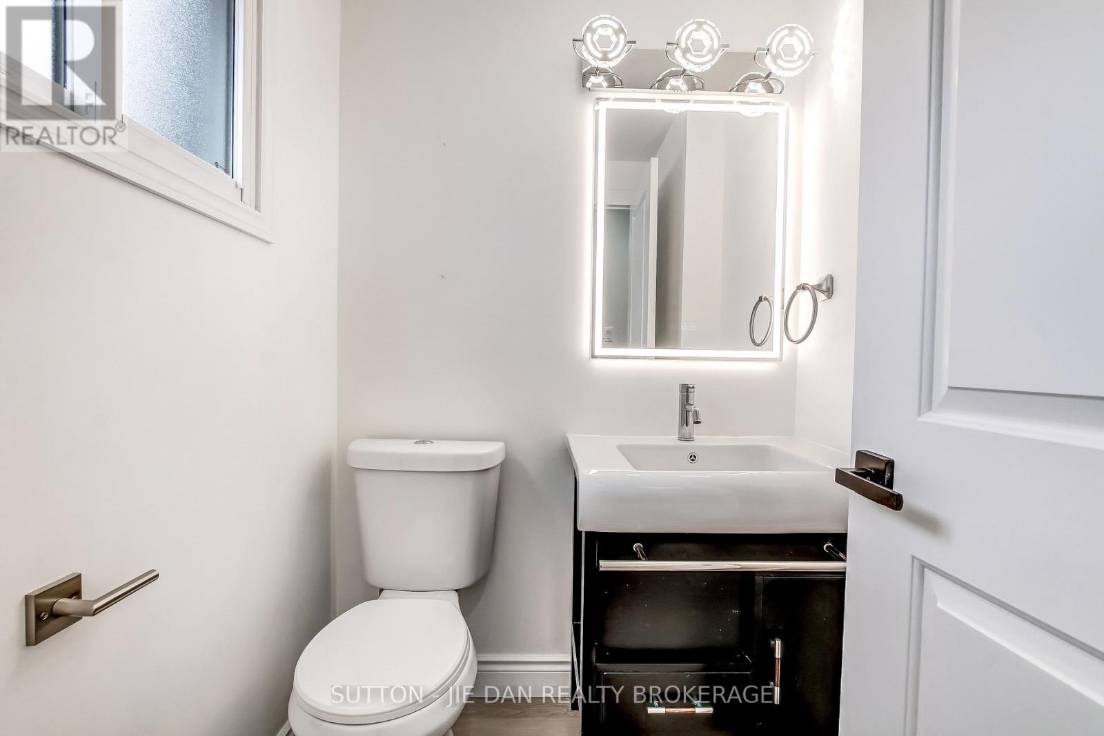 12 Field Road, London South, Ontario  N6P 1C5 - Photo 12 - X12819252