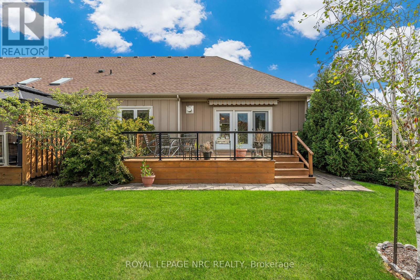 79 Sunrise Court, Fort Erie, Ontario  L0S 1N0 - Photo 32 - X12371672