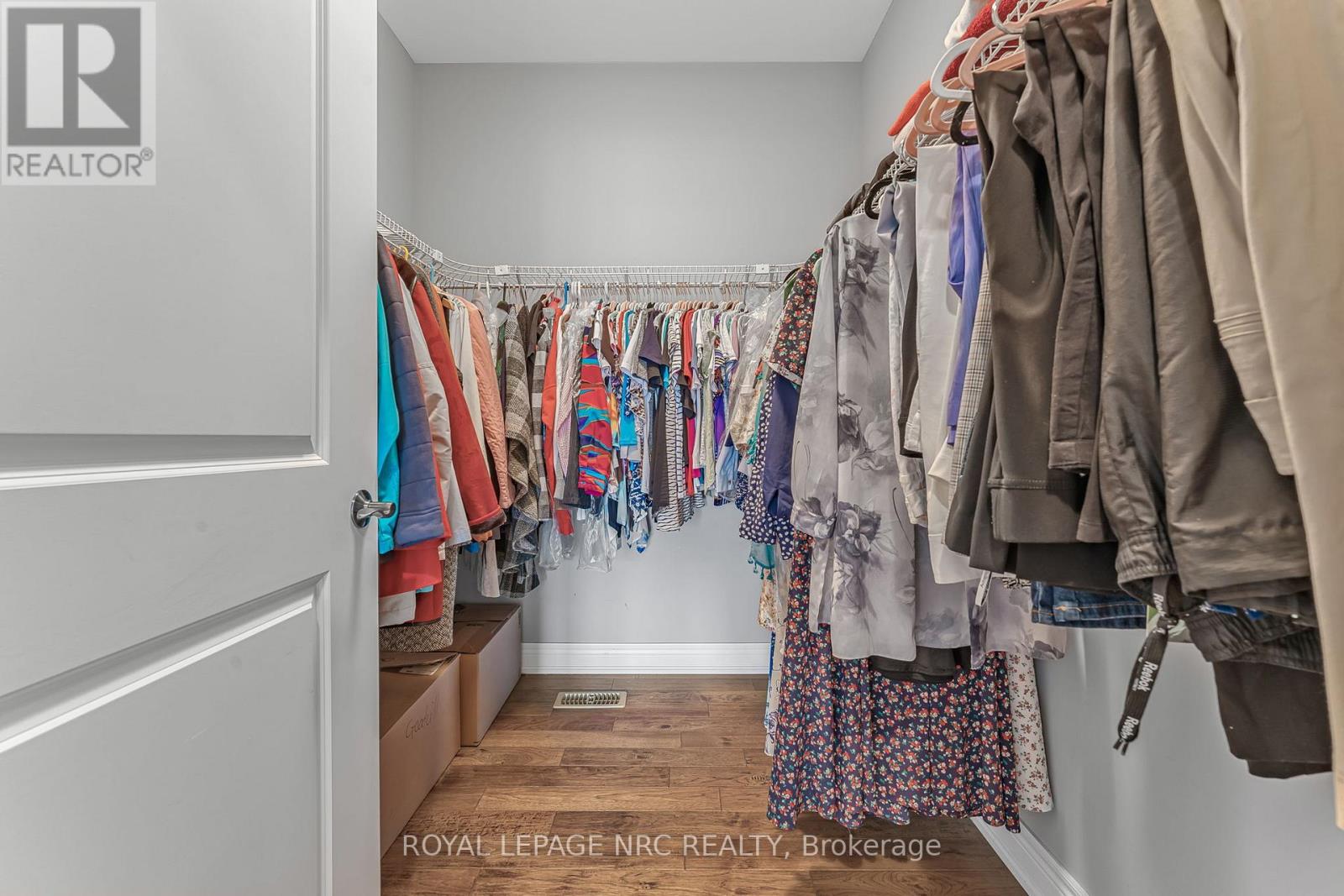 79 Sunrise Court, Fort Erie, Ontario  L0S 1N0 - Photo 20 - X12371672