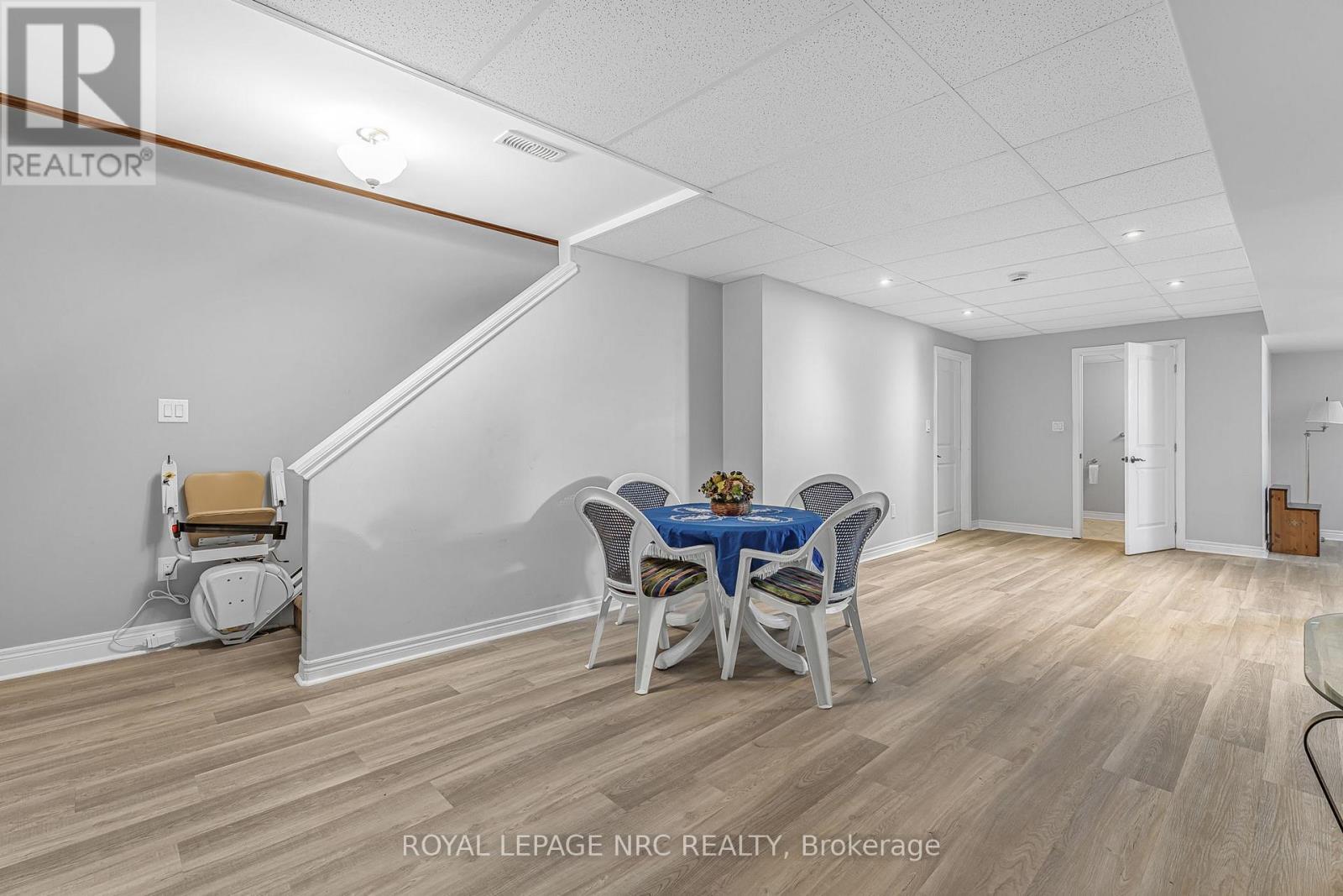 79 Sunrise Court, Fort Erie, Ontario  L0S 1N0 - Photo 24 - X12371672