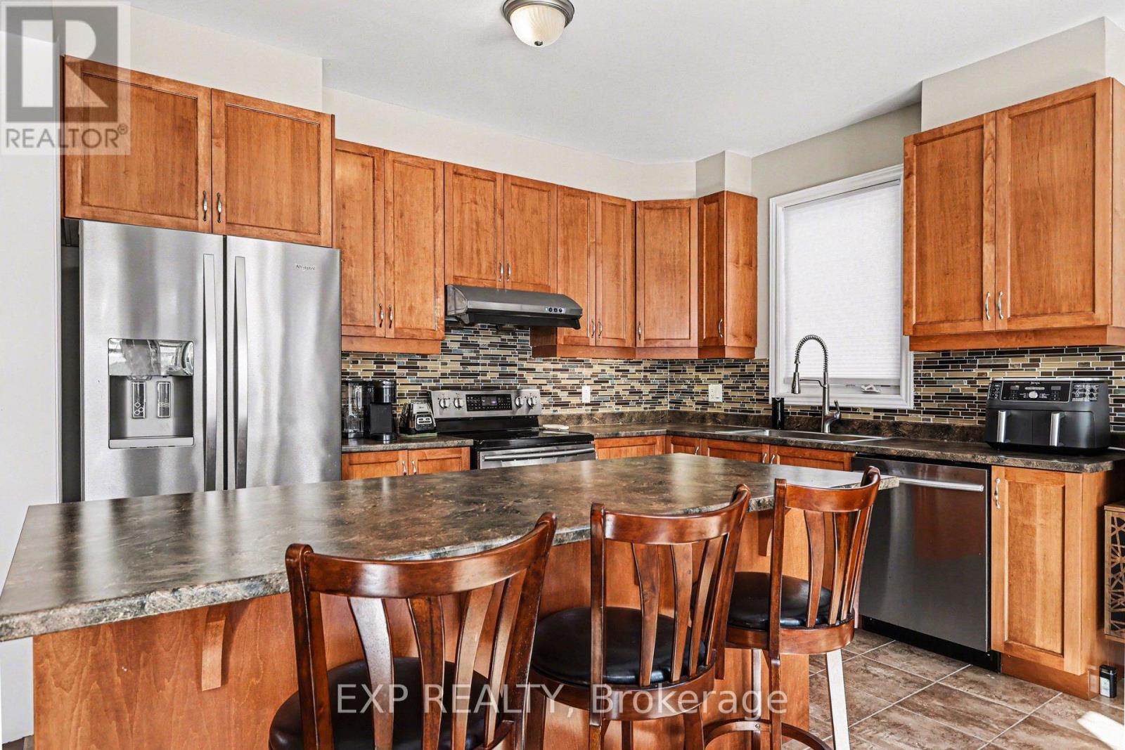 90 Switch Grass Crescent, Ottawa, Ontario  K2J 5Z3 - Photo 10 - X12819118