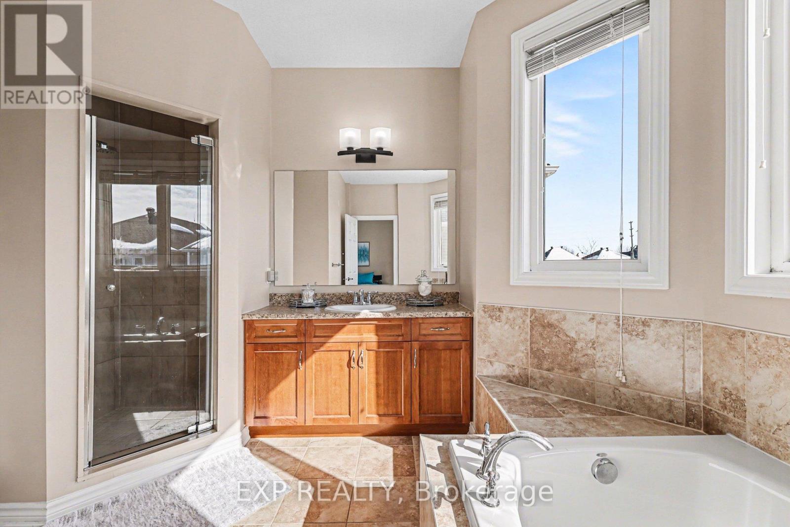 90 Switch Grass Crescent, Ottawa, Ontario  K2J 5Z3 - Photo 18 - X12819118