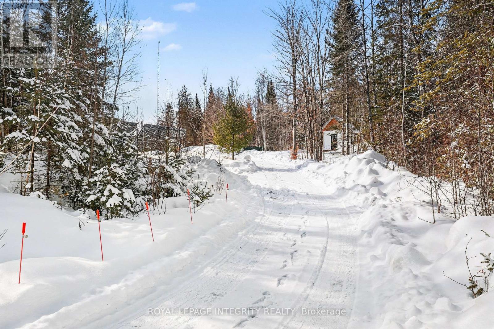 154 Proulx Lane, Lanark Highlands, Ontario  K0G 1K0 - Photo 5 - X12819150