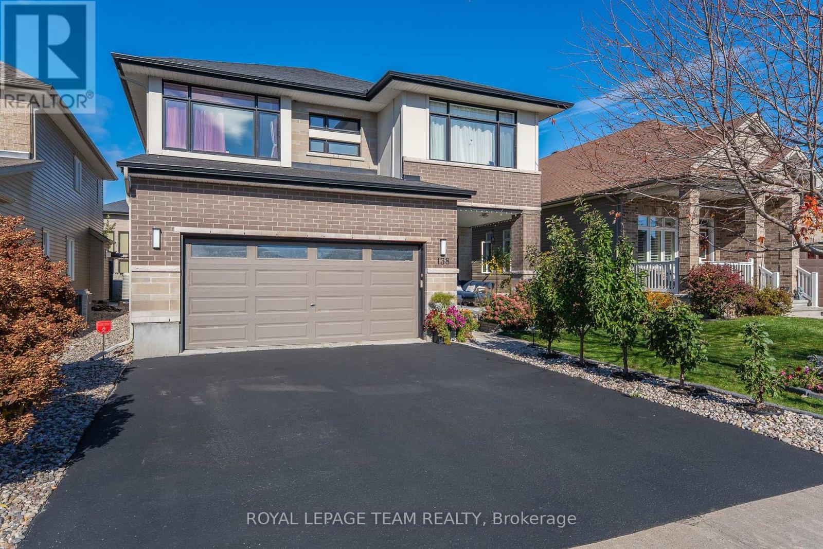 138 Stonemeadow Drive, Ottawa, Ontario  K2M 0G9 - Photo 2 - X12819246