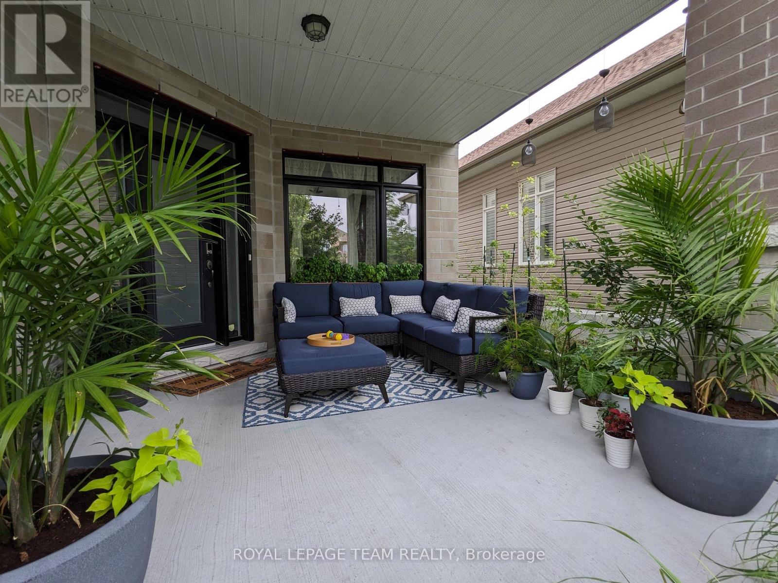 138 Stonemeadow Drive, Ottawa, Ontario  K2M 0G9 - Photo 4 - X12819246