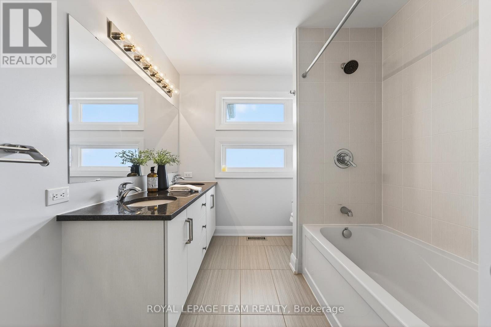 138 Stonemeadow Drive, Ottawa, Ontario  K2M 0G9 - Photo 41 - X12819246