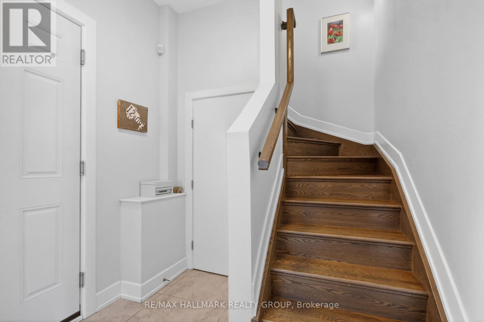 247b Ferland Street, Ottawa, Ontario  K1L 7T5 - Photo 4 - X12819340