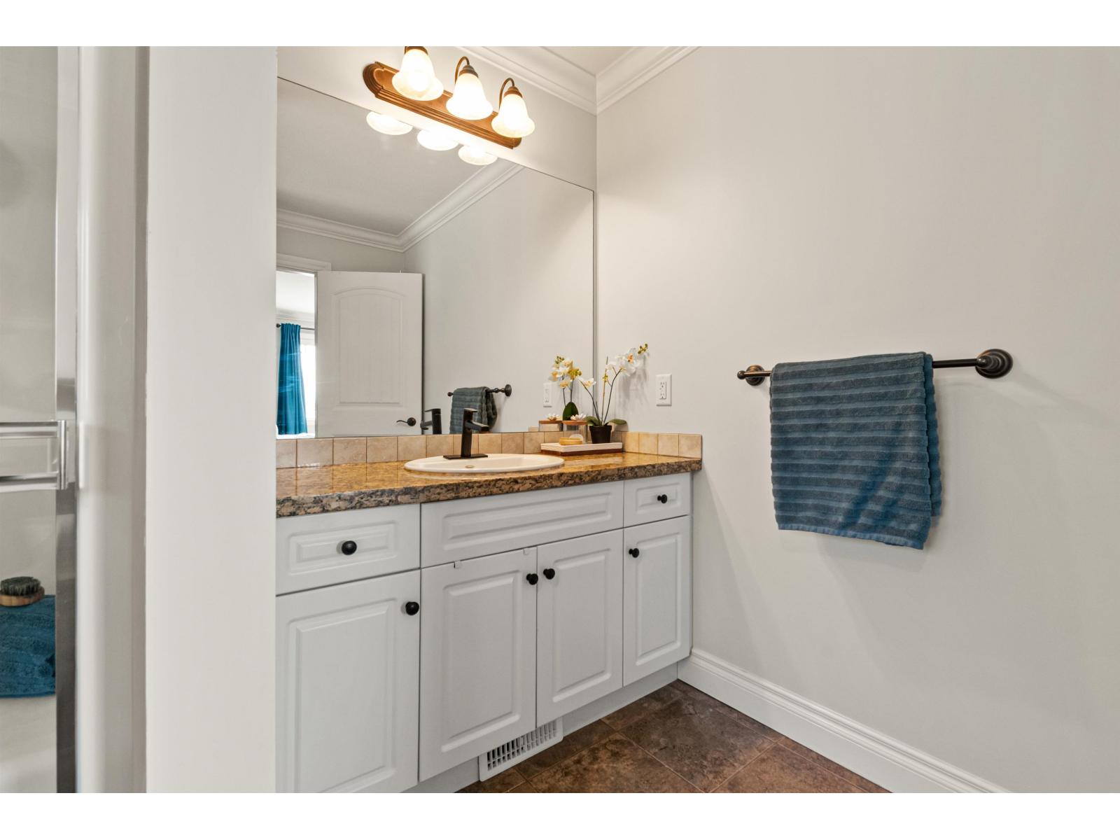 45748 Safflower Crescent, Sardis South, Chilliwack, British Columbia  V2R 0H6 - Photo 32 - R3090955