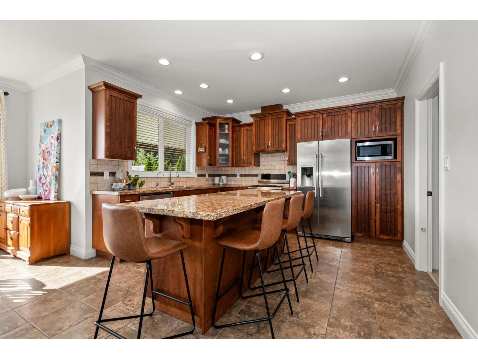 45748 Safflower Crescent, Sardis South, Chilliwack, British Columbia  V2R 0H6 - Photo 6 - R3090955