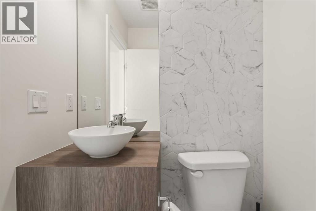 2, 127 24 Avenue Ne, Calgary, Alberta  T2E 1W7 - Photo 17 - A2281312