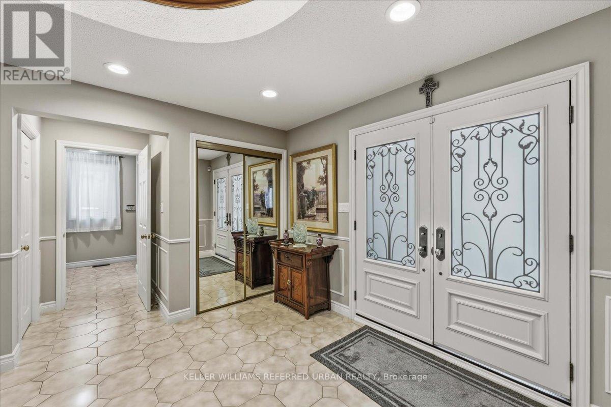 209 Ellerslie Avenue, Toronto, Ontario  M2N 1Y3 - Photo 6 - C12819178